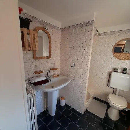 La Coloc Bed & Breakfast